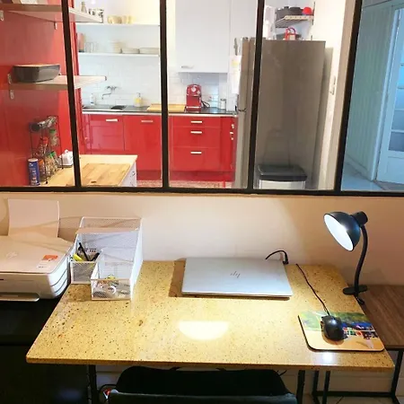 Gare District Apartment *